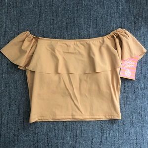 🍩SOLD🍩 Kortni Jeane toasted ruffled around top